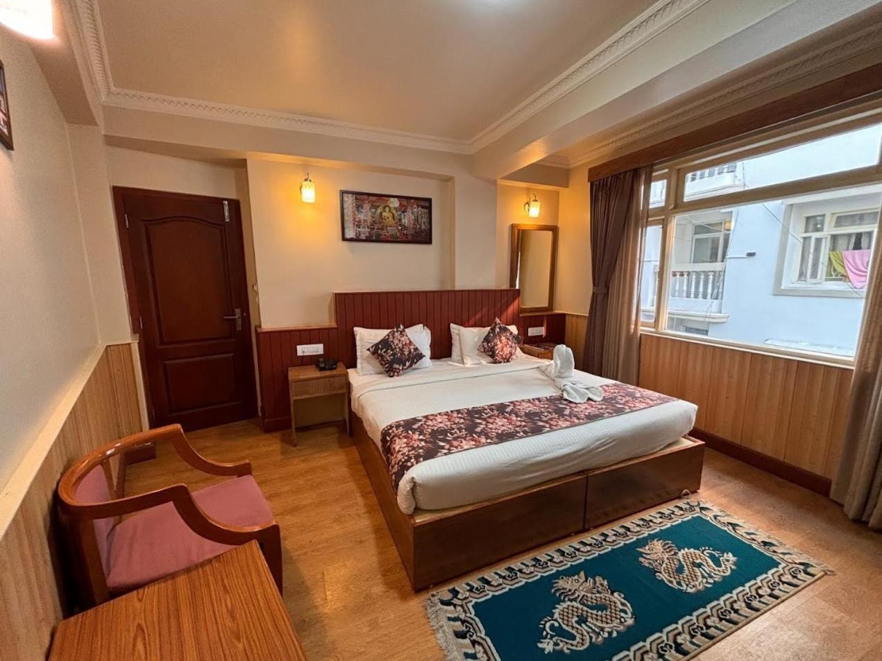 Serenity Taksa Palace Otel Darjeeling  Dış mekan fotoğraf